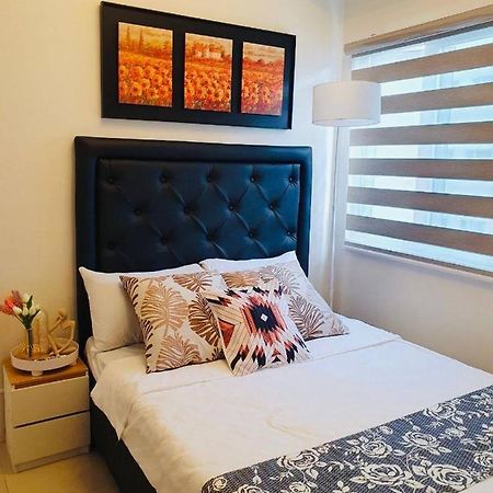 2 Bedroom Condo Vine Residences Quezon City With Pool Wifi Karaoke Board Games Netflix Экстерьер фото