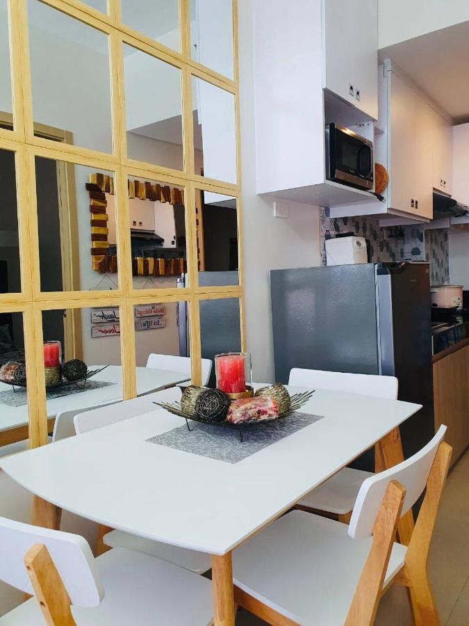 2 Bedroom Condo Vine Residences Quezon City With Pool Wifi Karaoke Board Games Netflix Экстерьер фото