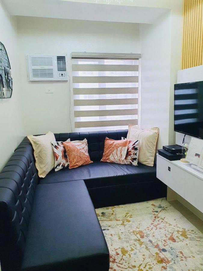 2 Bedroom Condo Vine Residences Quezon City With Pool Wifi Karaoke Board Games Netflix Экстерьер фото