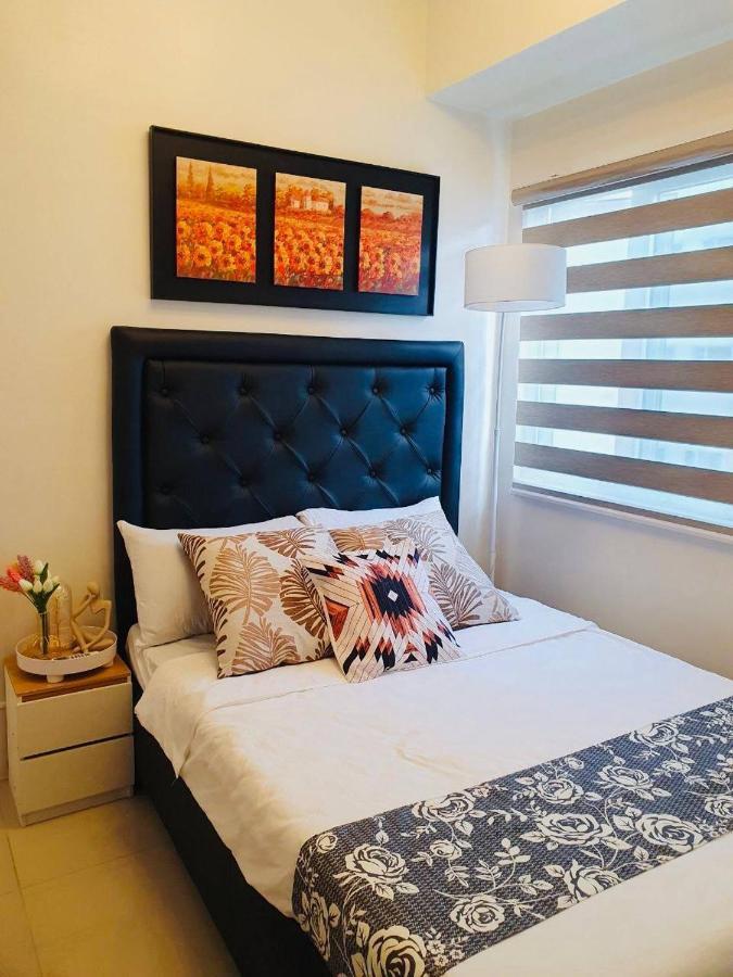2 Bedroom Condo Vine Residences Quezon City With Pool Wifi Karaoke Board Games Netflix Экстерьер фото